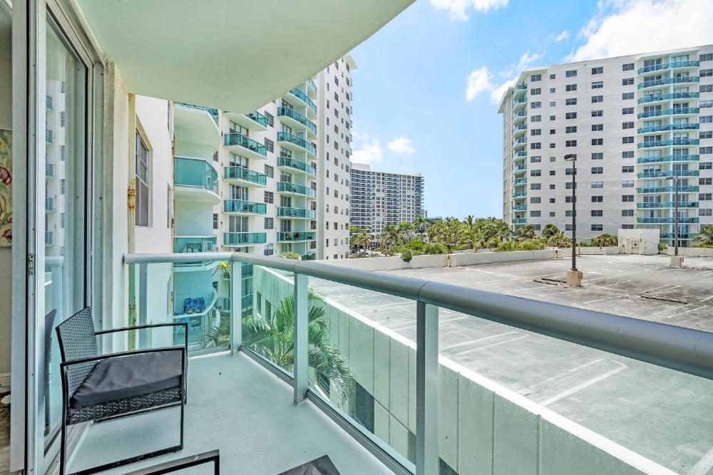 One-Bedroom Apartment with Balcony interior